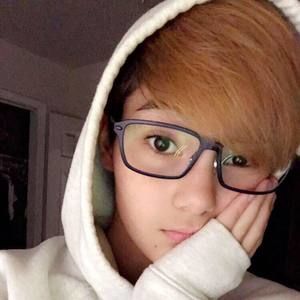 Meet your Posher, Joy